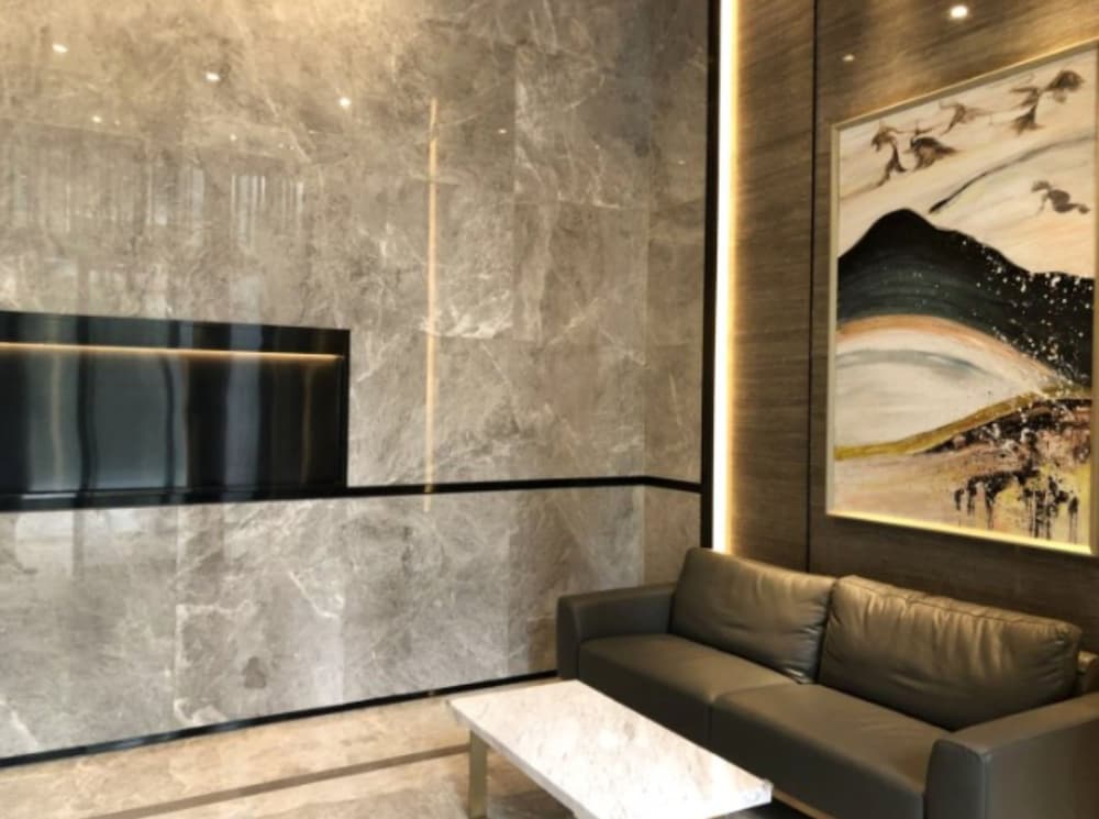Shengang Executive Apartment (Shenzhen Vanke Yuncheng Store) 4/16