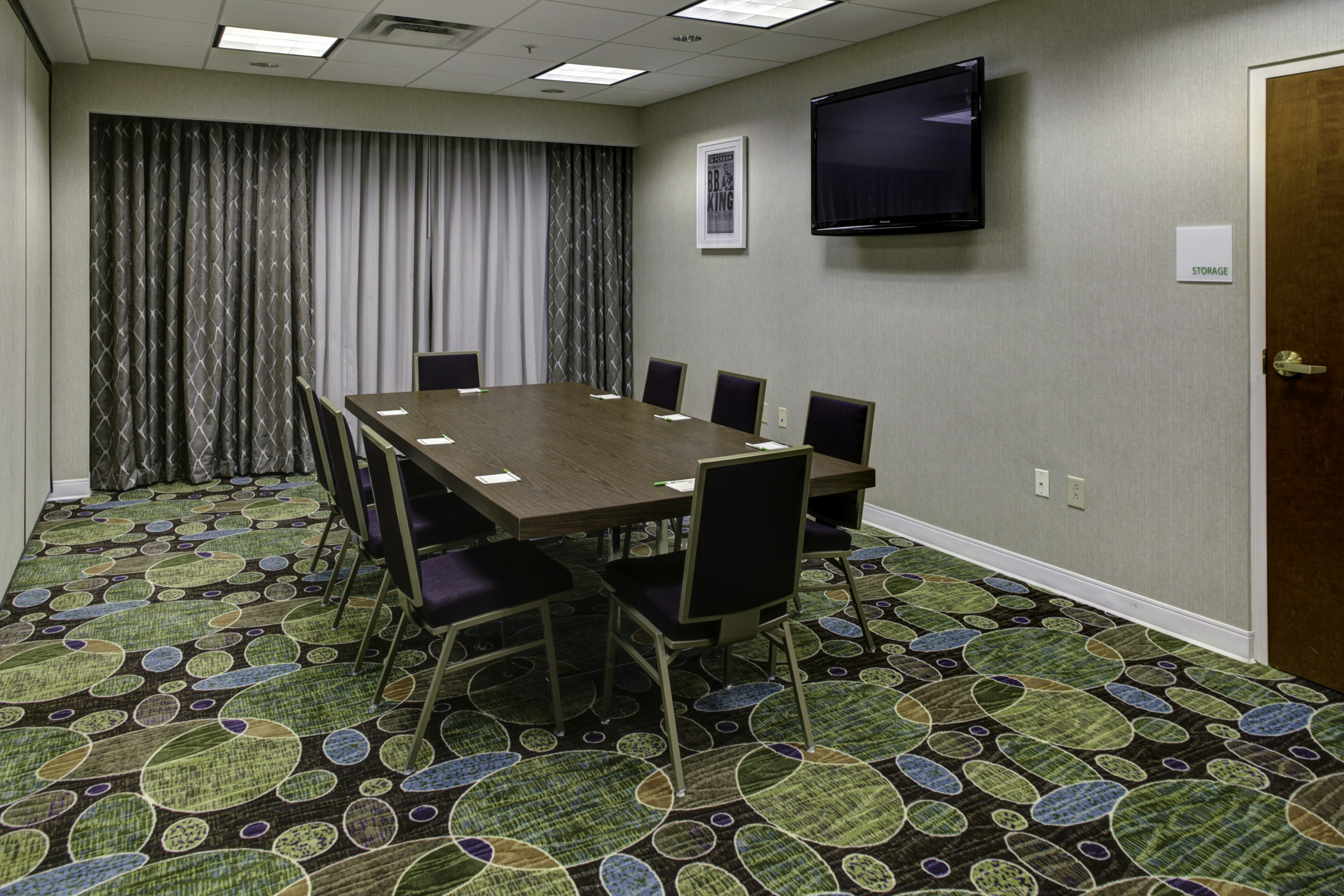HOLIDAY INN FRANKLIN - COOL SPRINGS 48/64