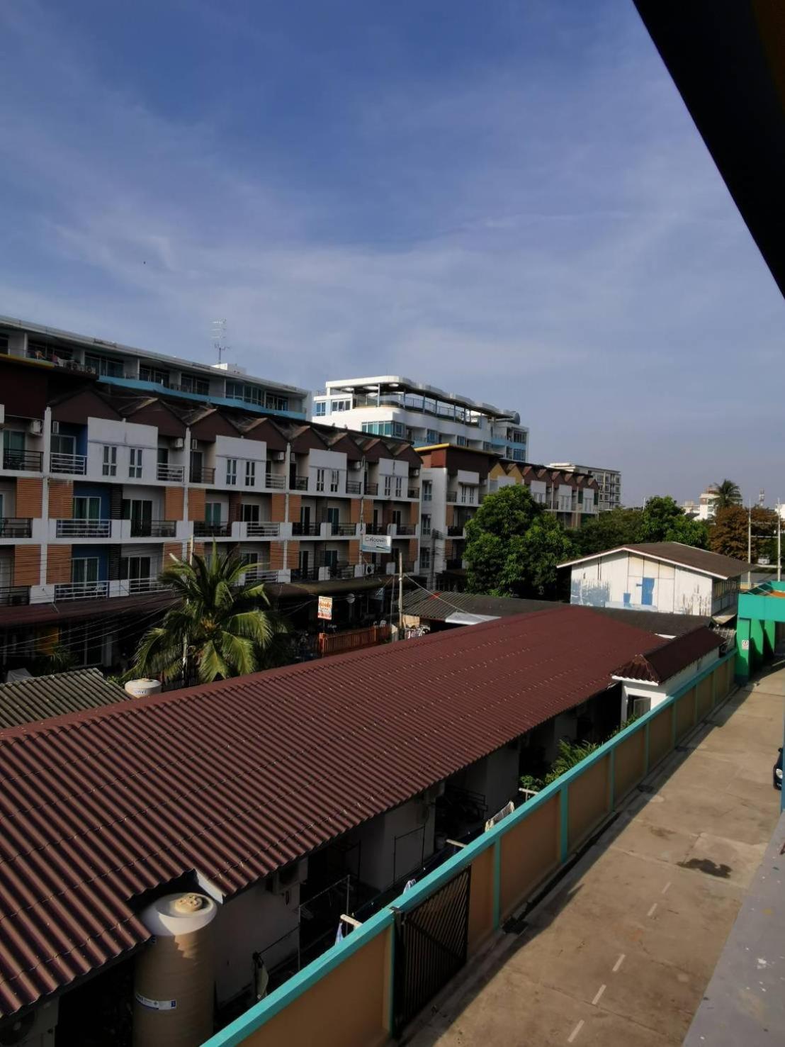 The Sea Bangsaen Hotel 7/48