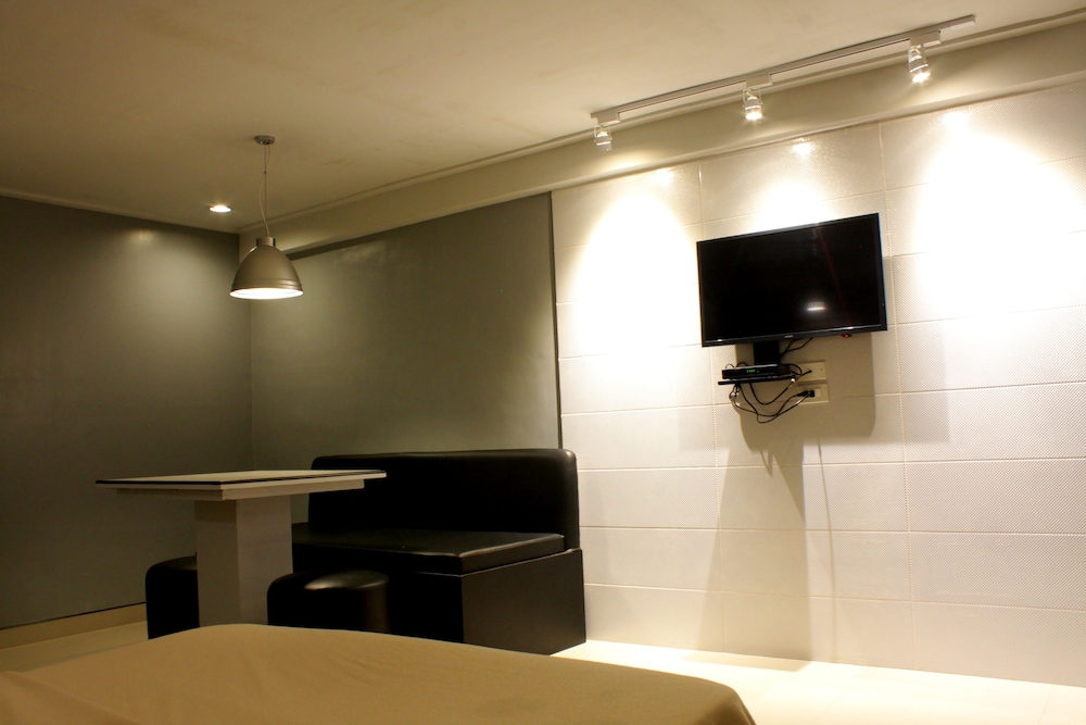 New Winston Hotel 22/31