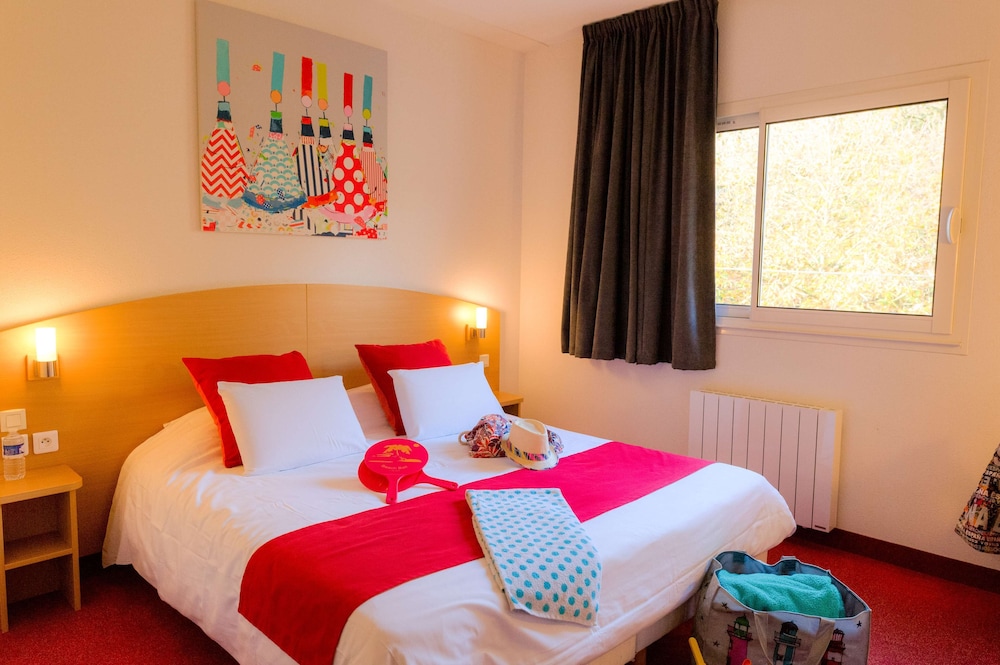 Hotel Kyriad Quimper Pont L Abbe 14/45