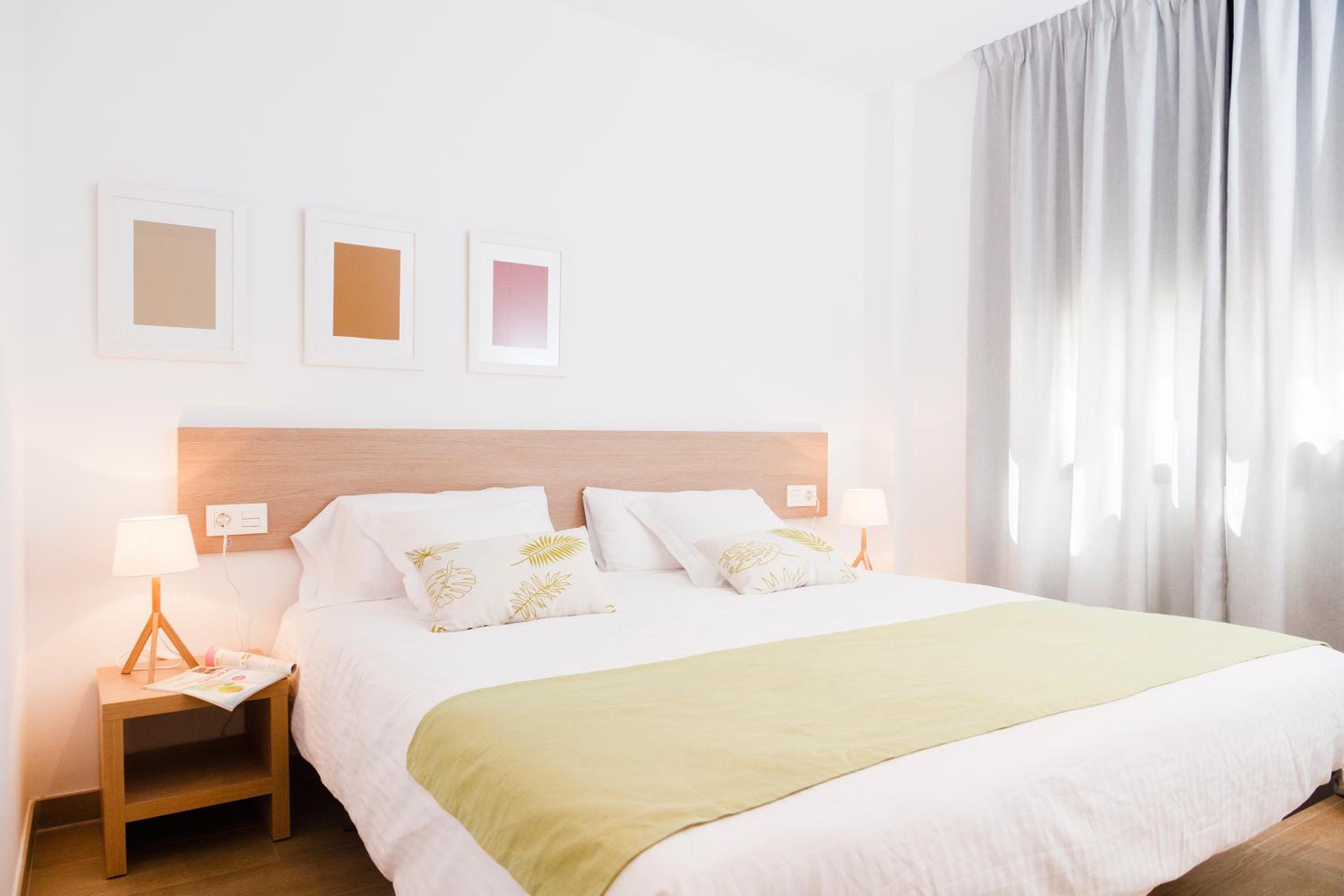 Feelathome Plaza Apartments 7/51