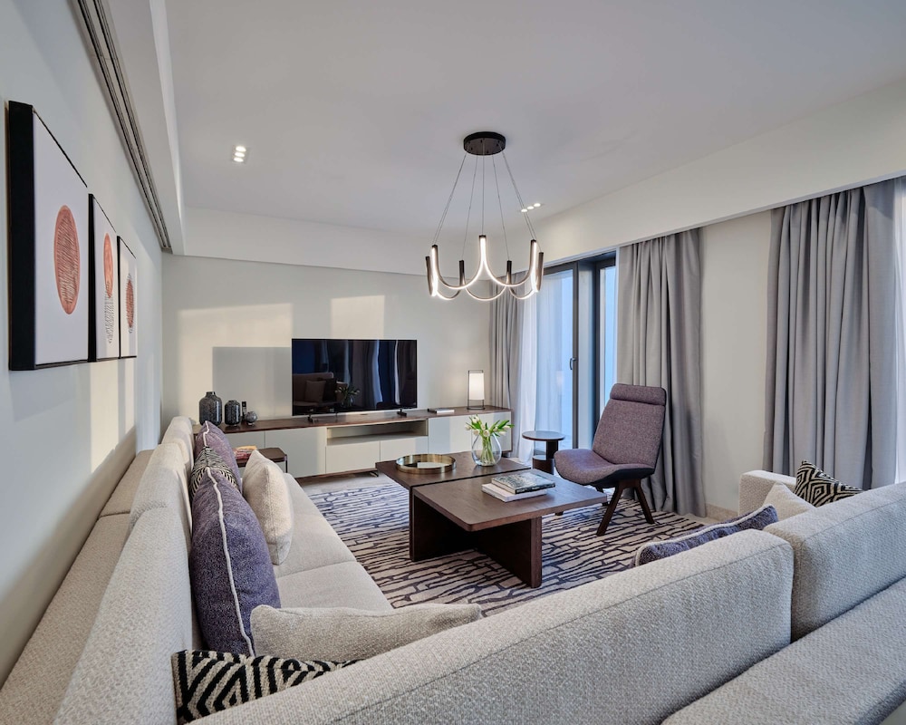 Grand Hyatt Kuwait Residences 34/44