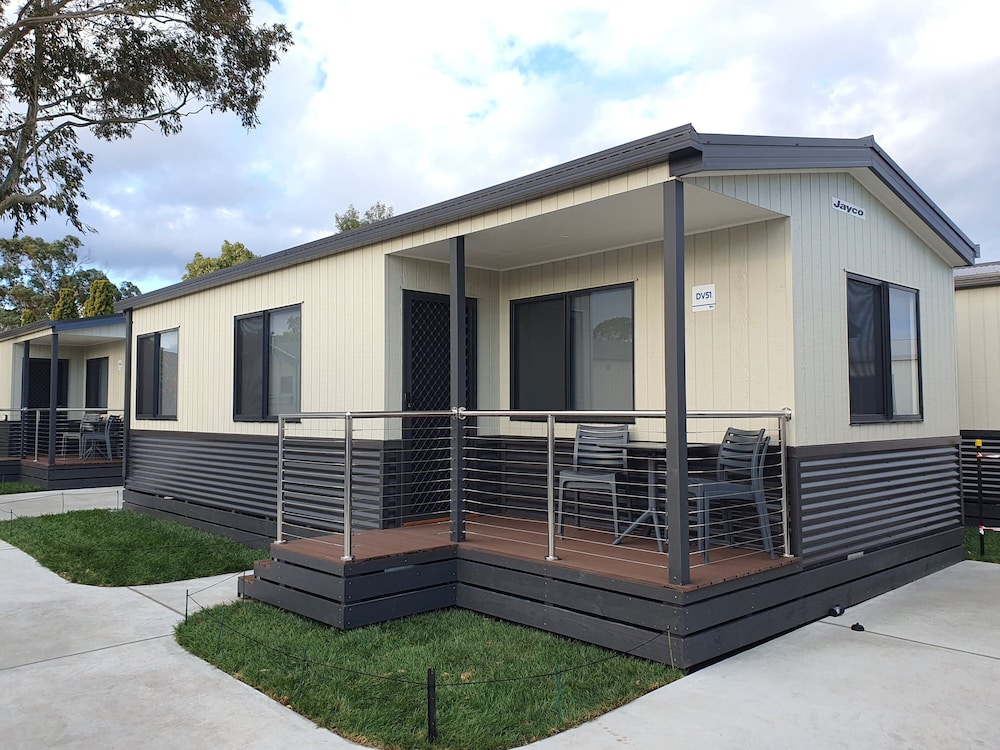 Big4 Whiters Holiday Village 3/50