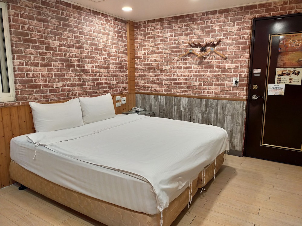 Bin City Hotel 23/50