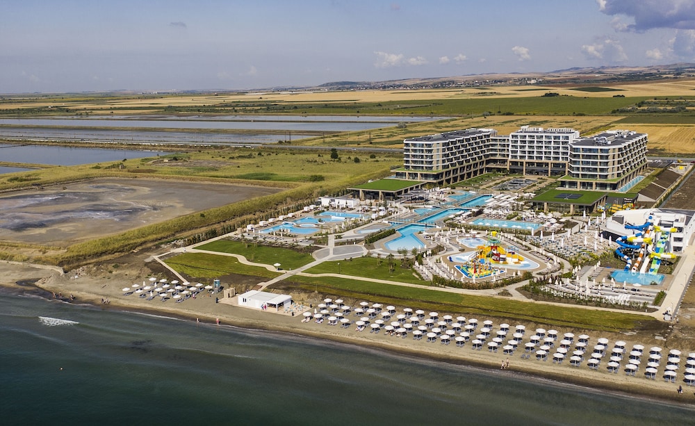Wave Resort 2/70