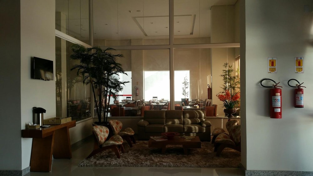 Hotel Caju de Ouro 25/45