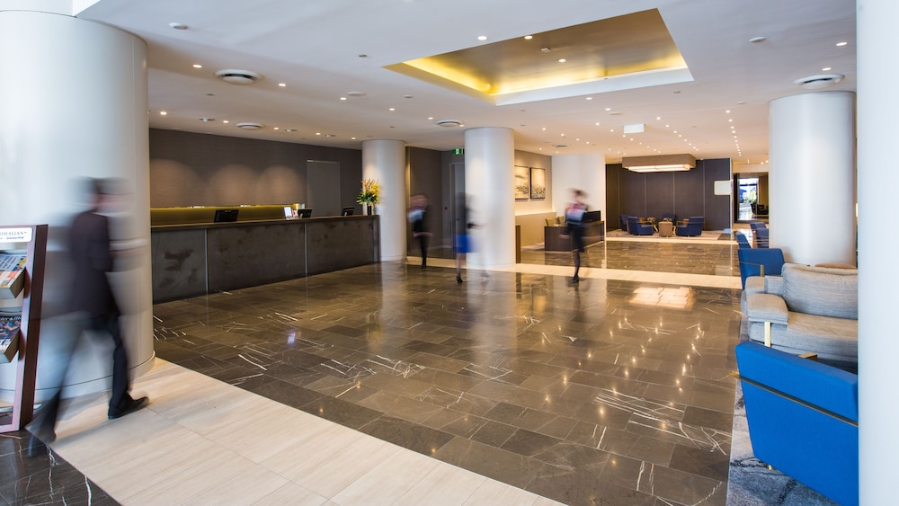 Rydges South Bank 10/68