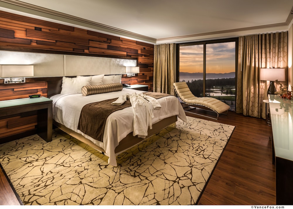 Ballys Lake Tahoe Casino Resort (Ex MontBleu Resort Casino and Spa) 23/68