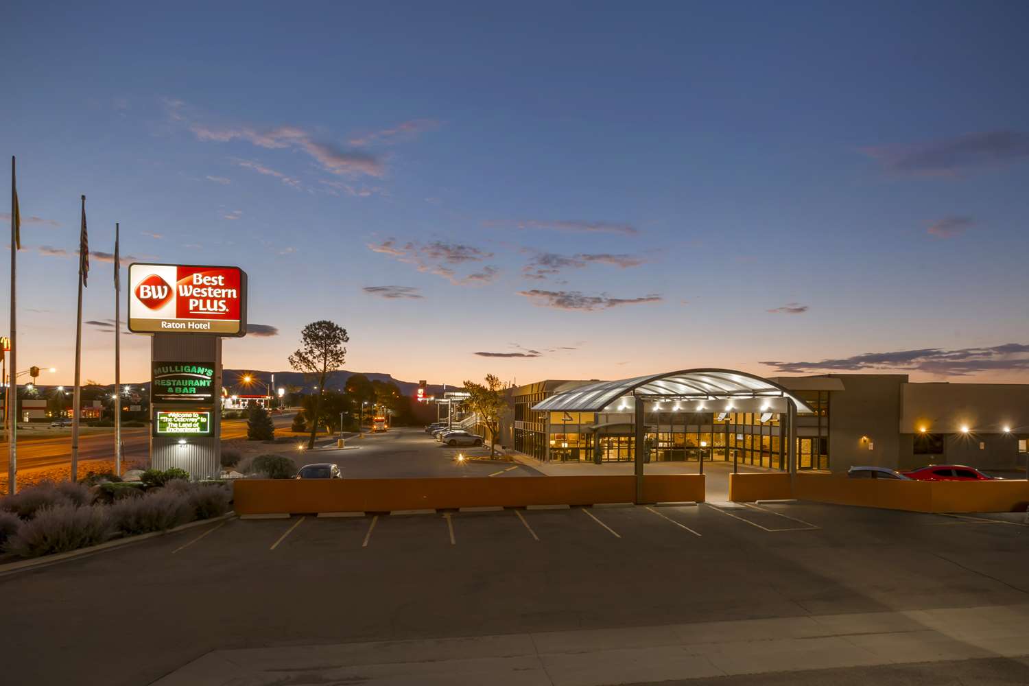 Best Western Plus Raton Hotel 4/43
