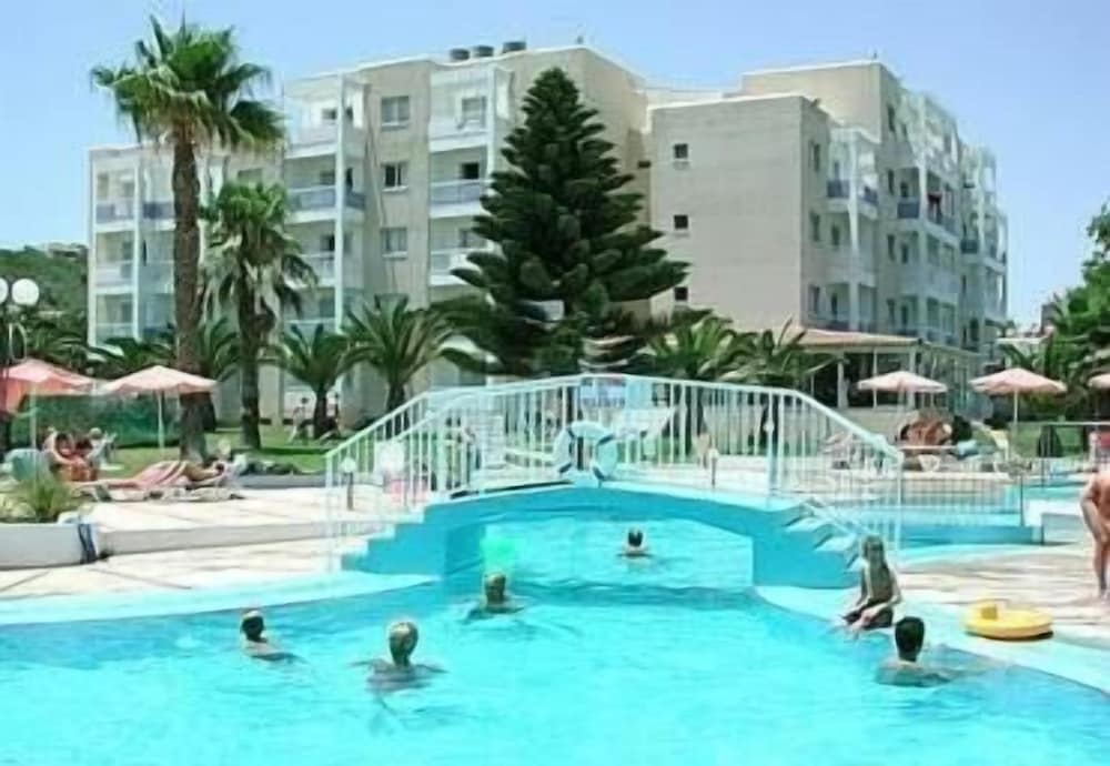 Astreas Beach Hotel 26/50