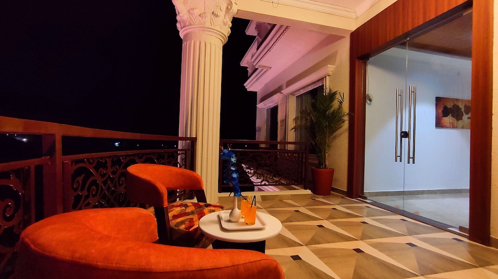 ShriGo Hotel Nathdwara 30/50