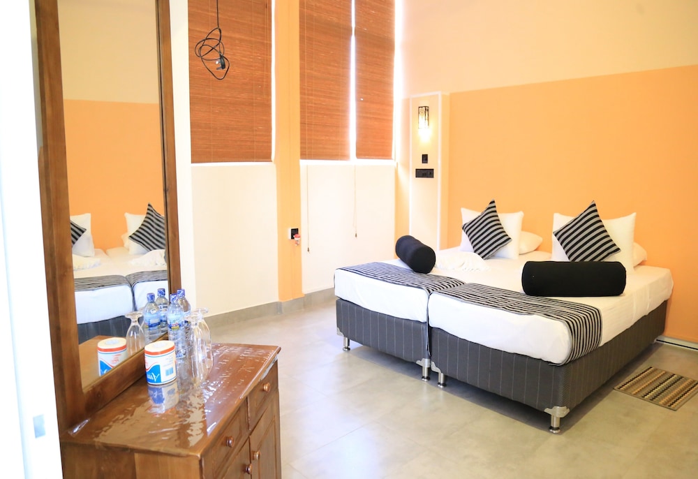 Kandy City Rooms & Hostel 11/50
