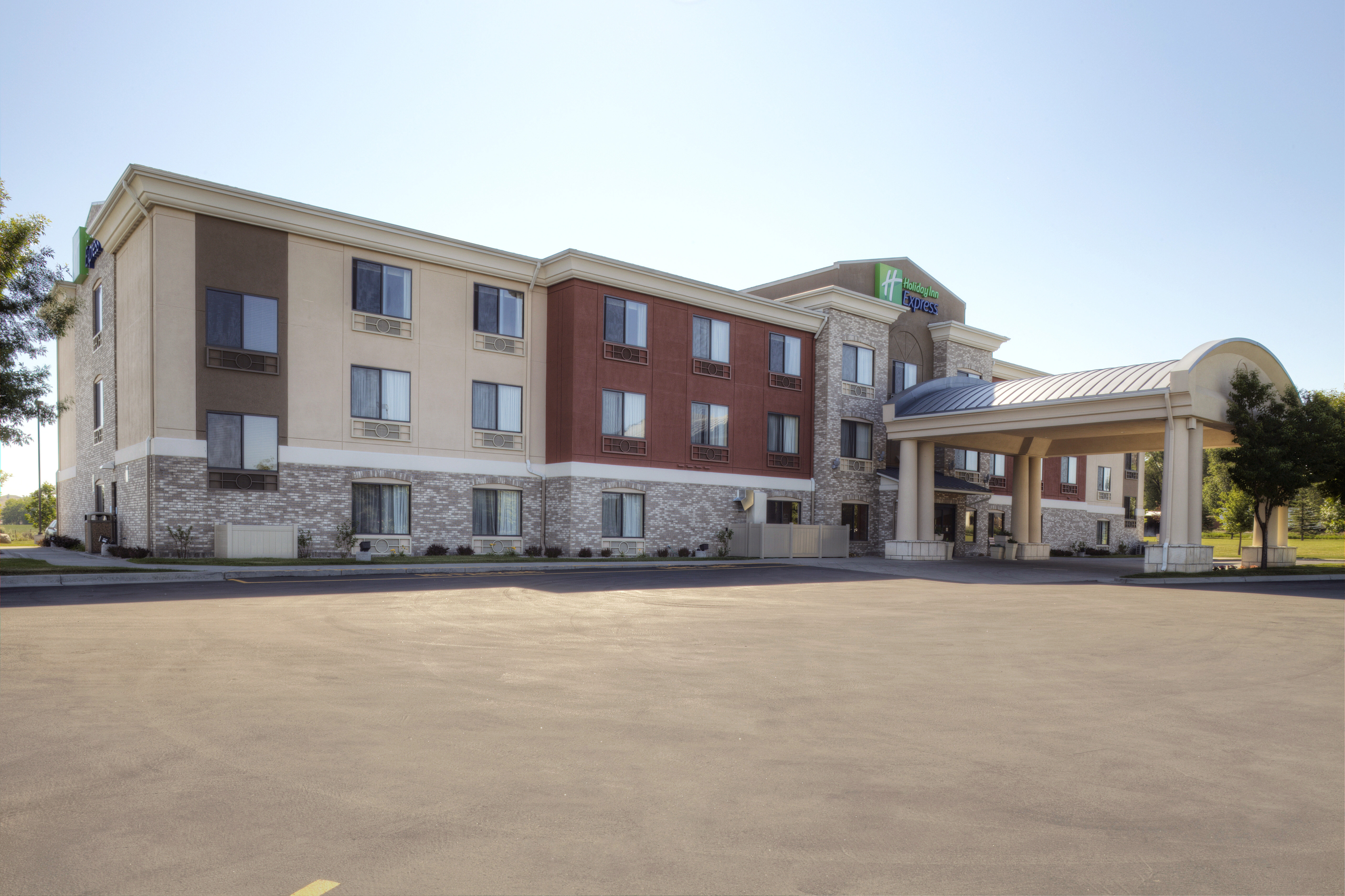 Holiday Inn Express Billings 54/57