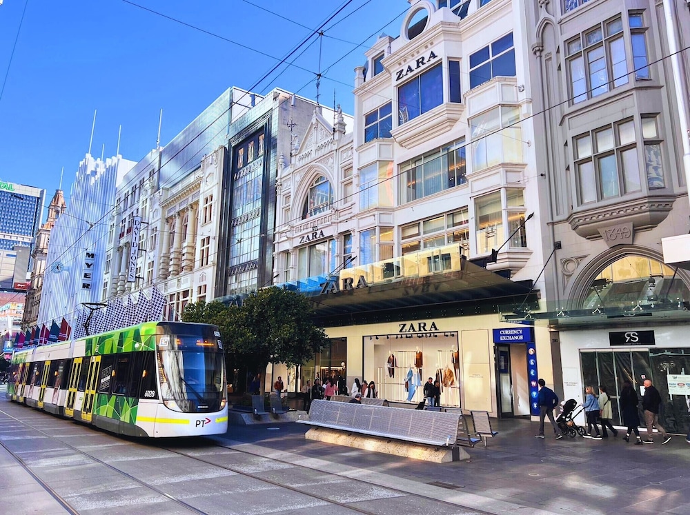 Mercure Melbourne City Centre 49/59