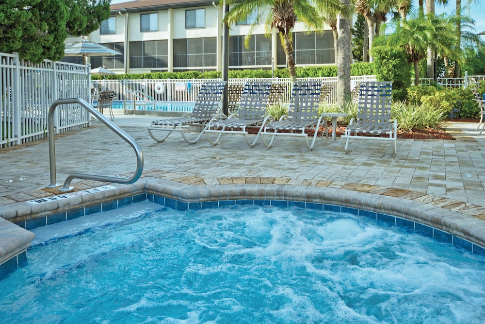 Club Wyndham Orlando International 18/50