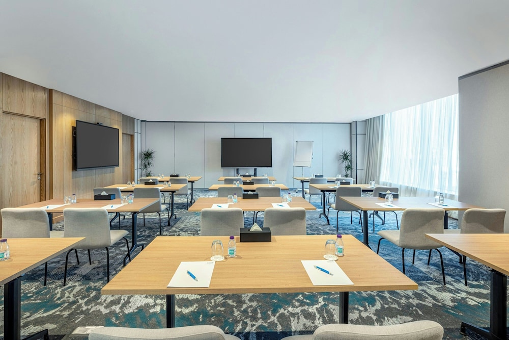 فندق فور بوينتس باي شيراتون جدة طريق الملك فهد(Four Points by Sheraton Jeddah King Fahd Road) 46/50