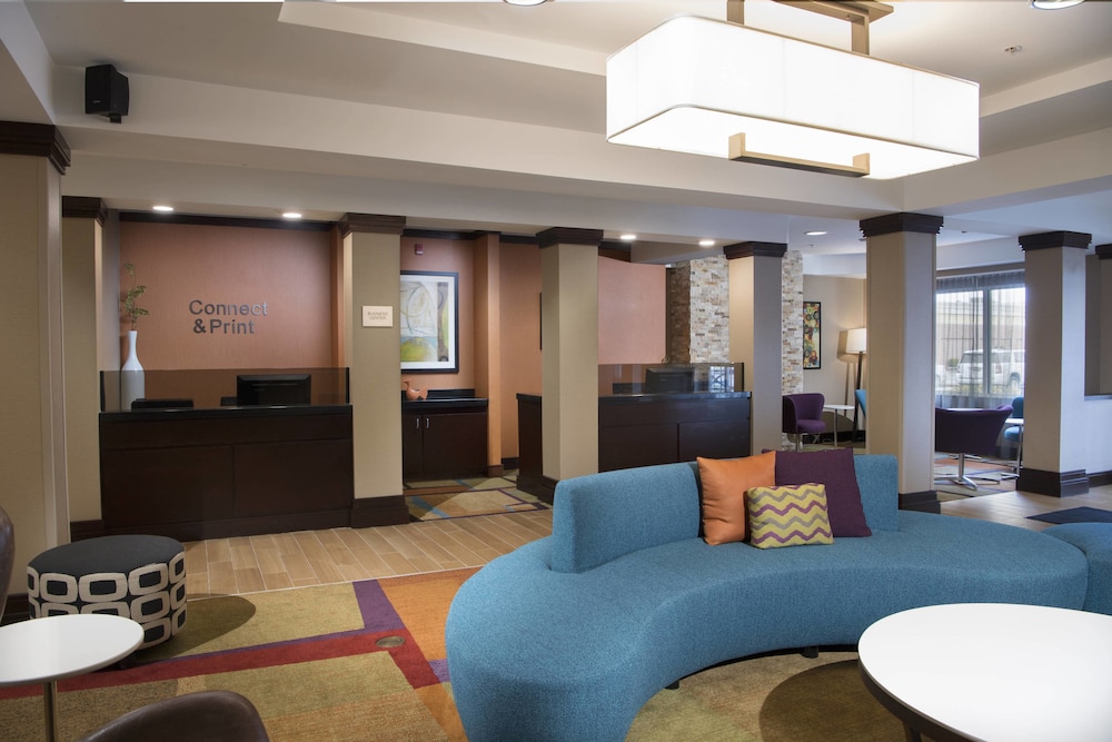 Fairfield Inn And Suites Charleston North University Area 15/20