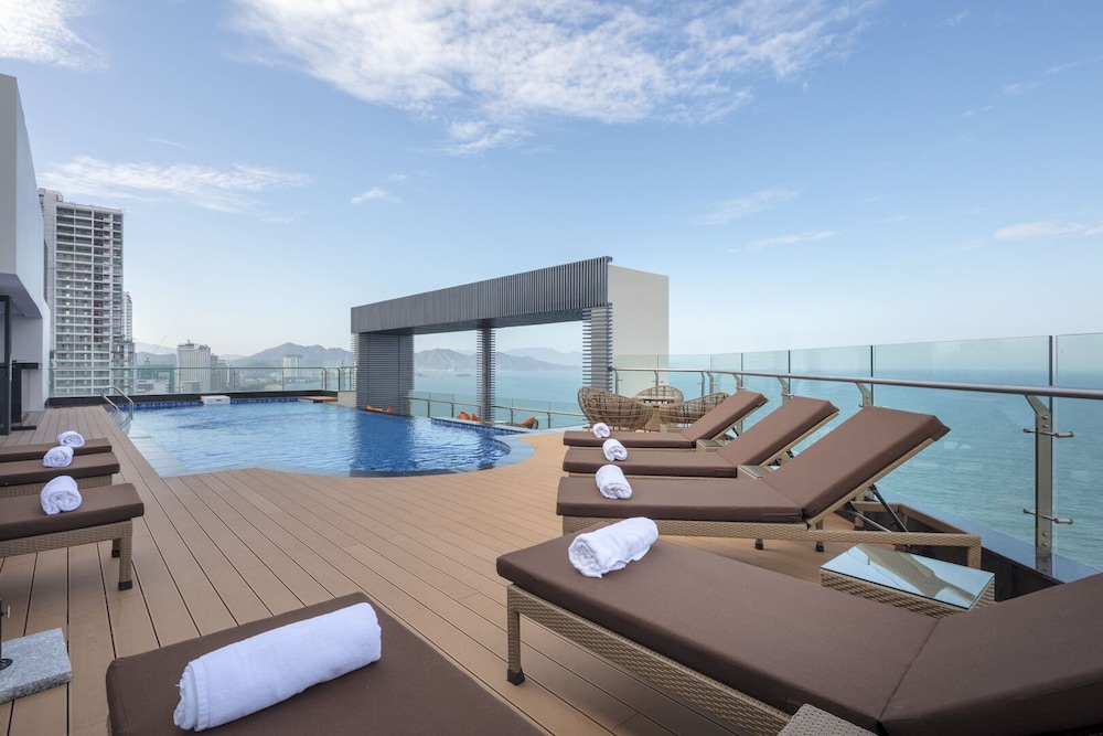 Comodo Nha Trang Hotel 28/50