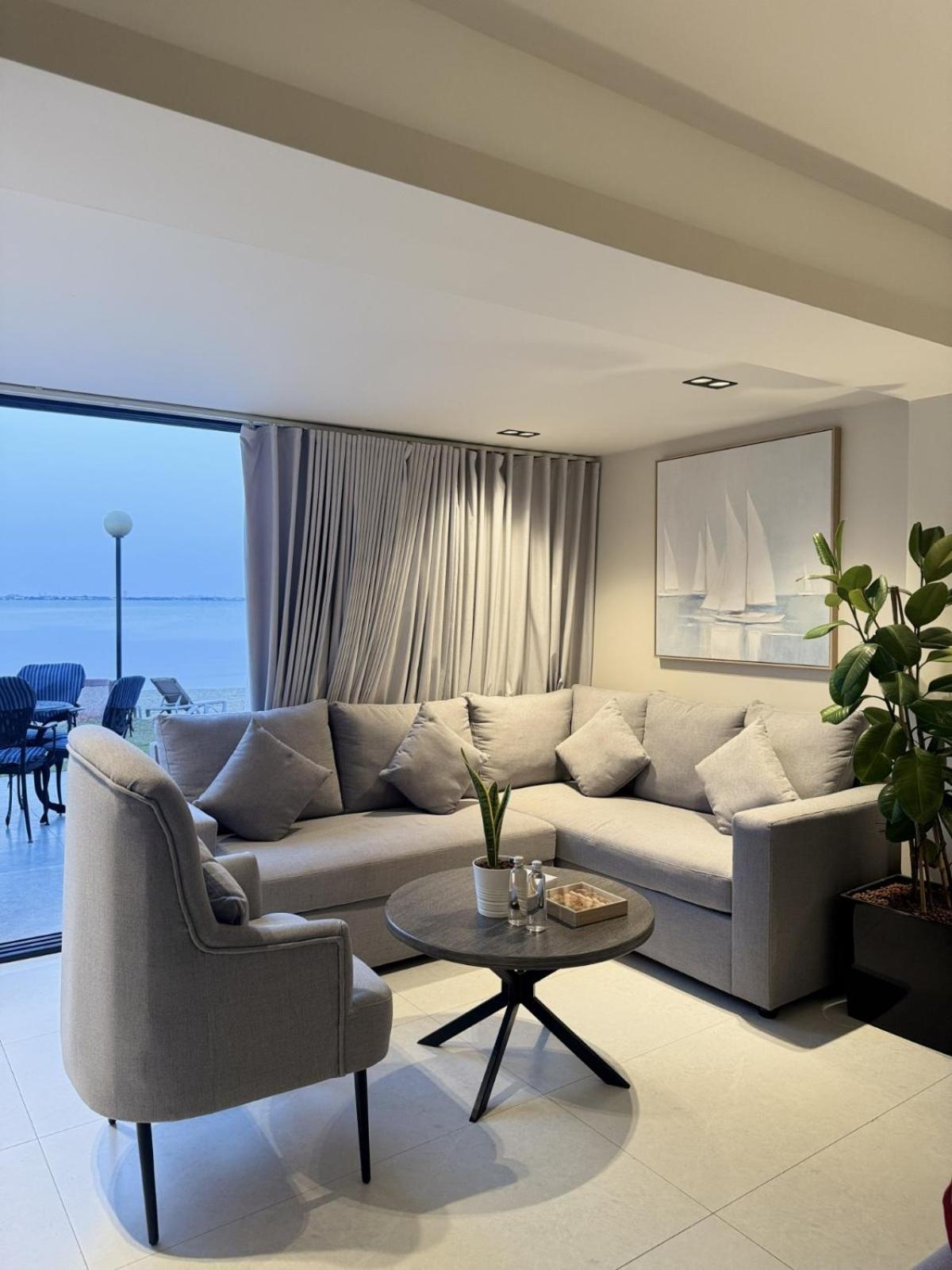 منتجع وسبا صن سيت بيتش مارينا(Sunset Beach Resort Marina & Spa) 225/243