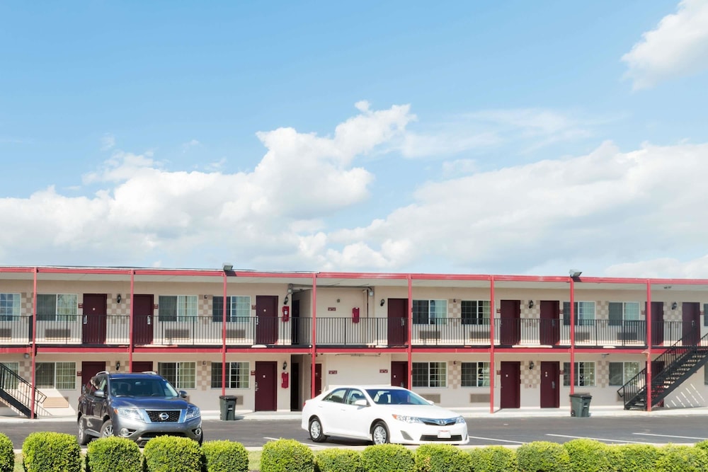 Grove City Travel Inn Columbus South 2/44