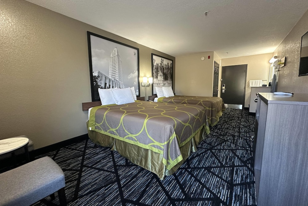 Super 8 by Wyndham Kinder/Coushatta near Casino 19/38