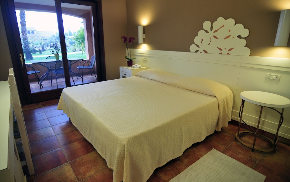 Basic, Double Bed, Patio, Garden Area