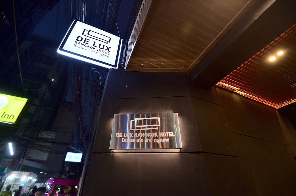 De Lux Bangkok Hotel 4/52