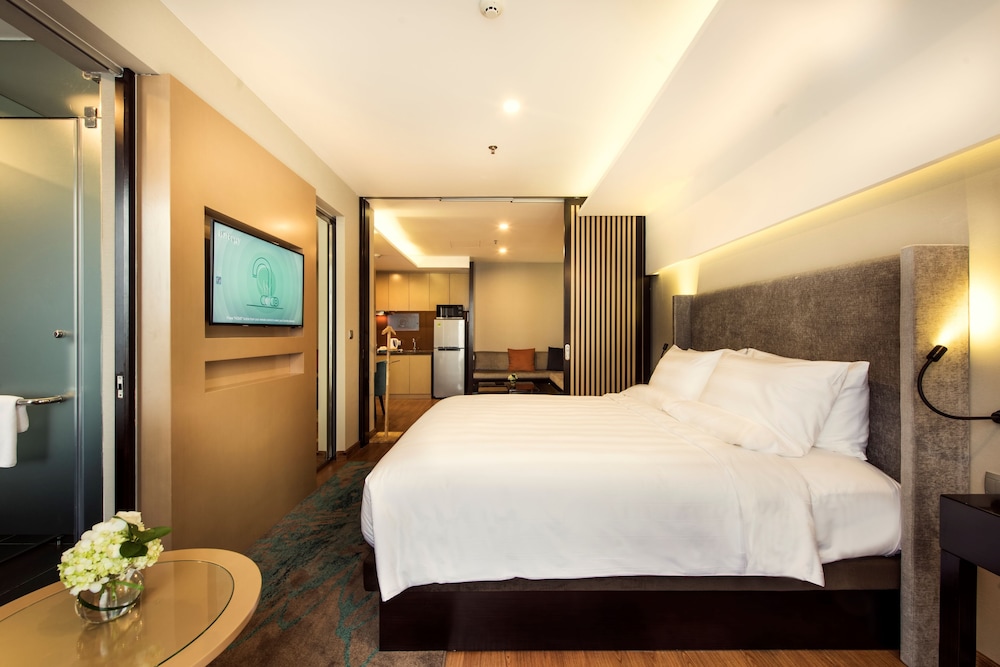 Novotel Suites Hanoi 21/70