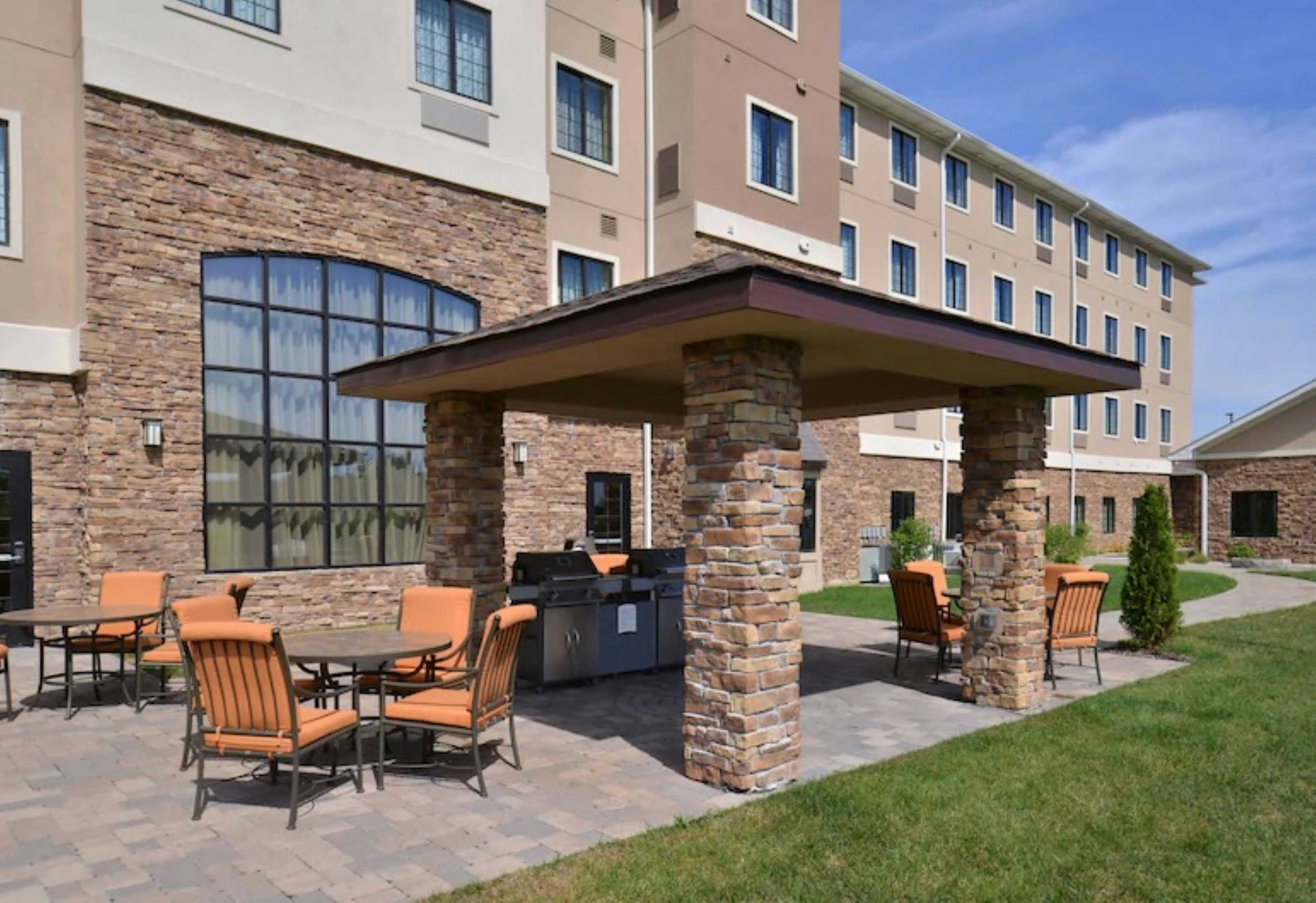 Staybridge Suites Merrillville 47/51