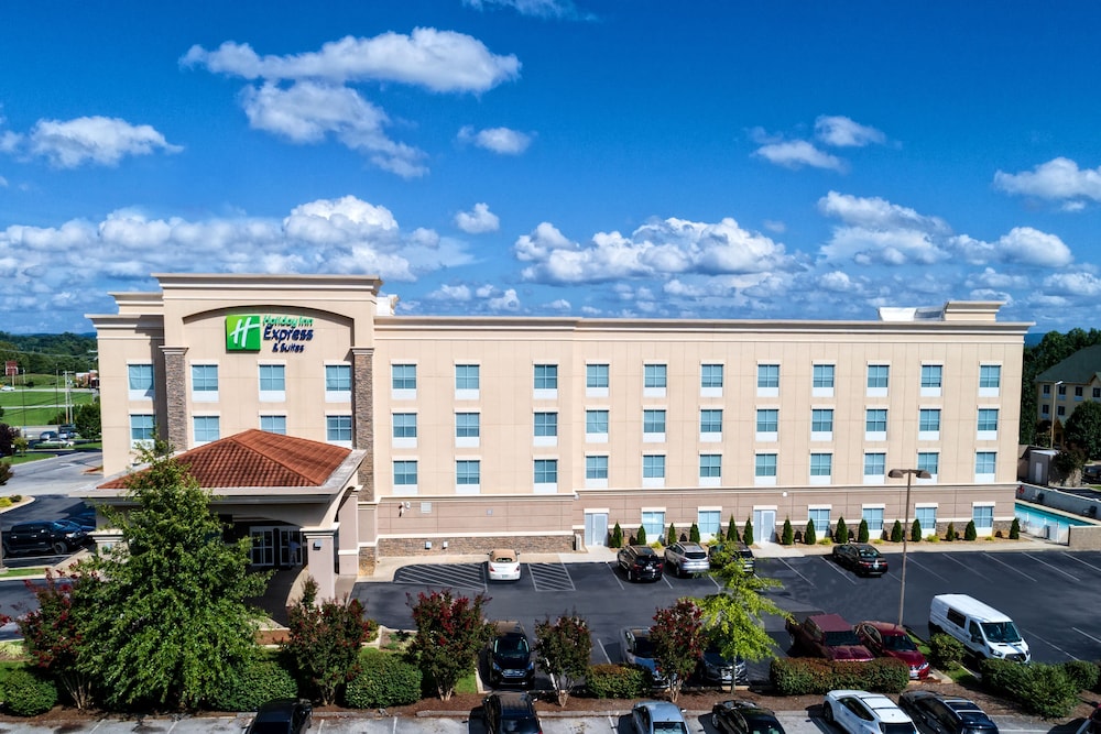 Holiday Inn Express Hotel Suites Cookeville 2/73