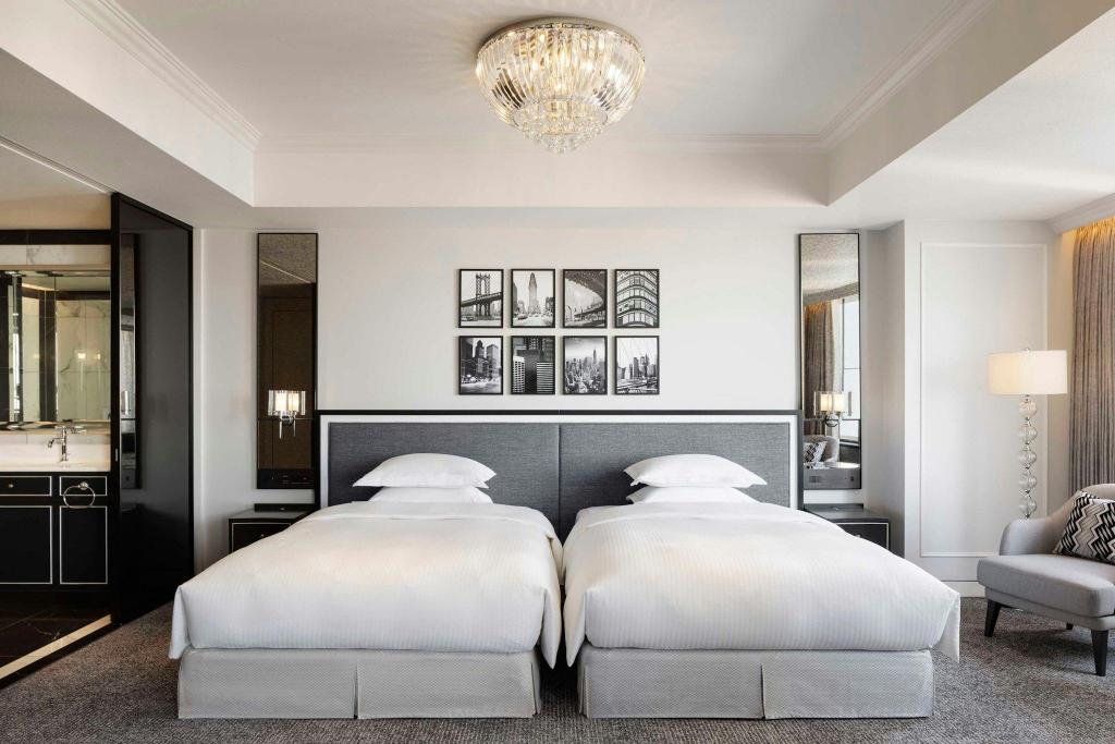 1 Bedroom, Manhattan, Deluxe, Suite, 2 Double Beds, City View, Club Lounge Access