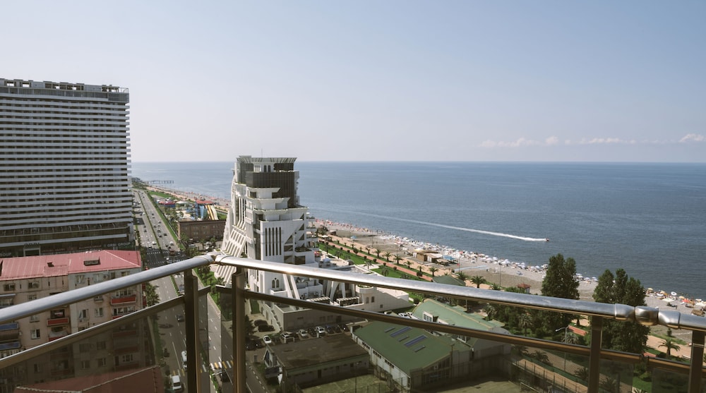 Silk Road Sea Towers Batumi 29/34