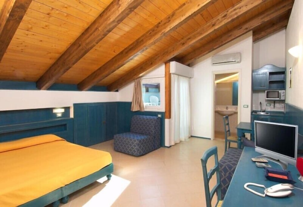 Hotel La Plage 37/44