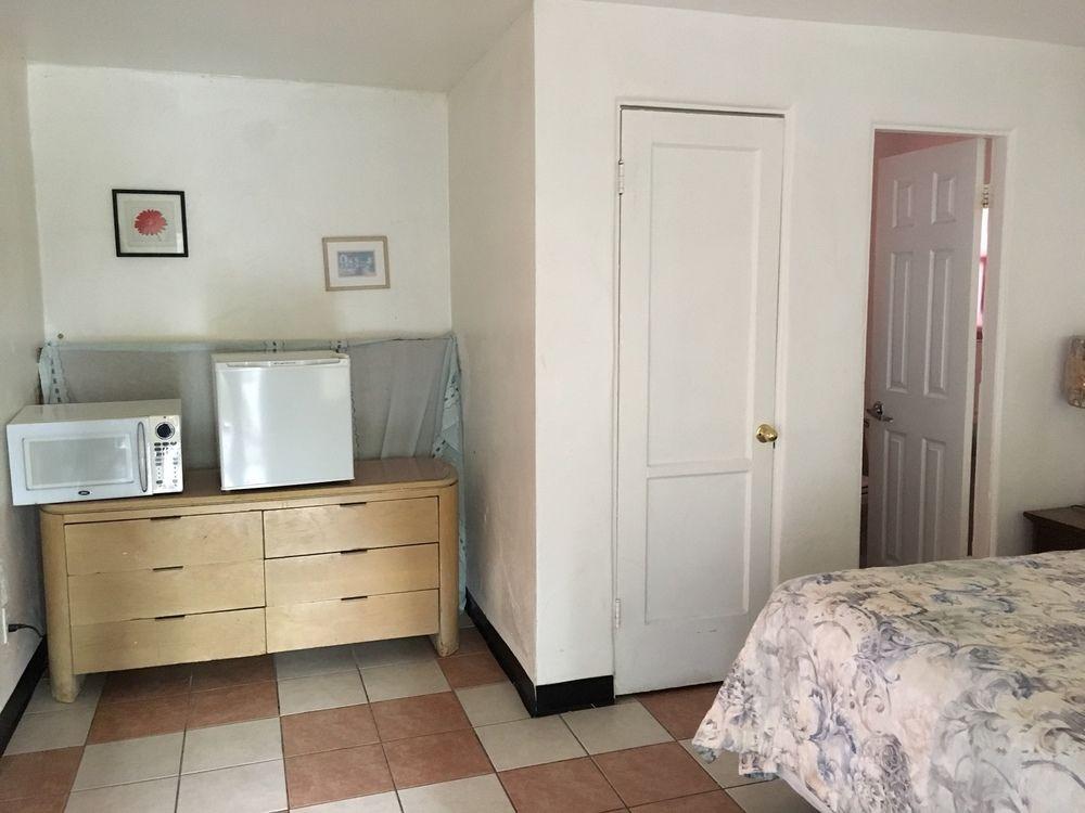 Motel San Diego 4/38
