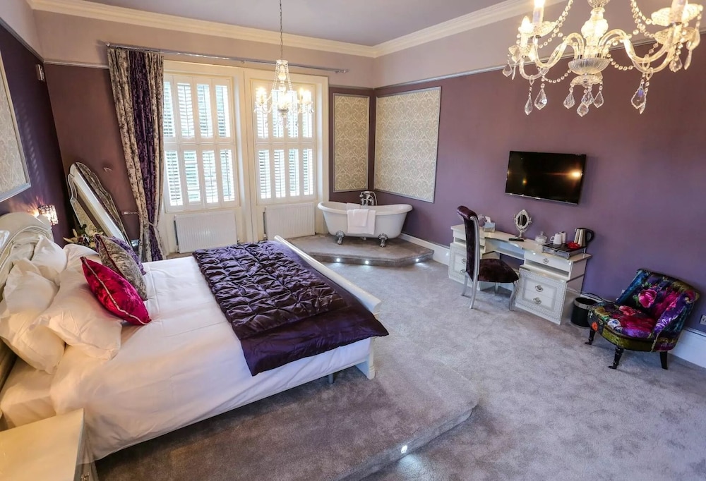 Derby Manor 35/50