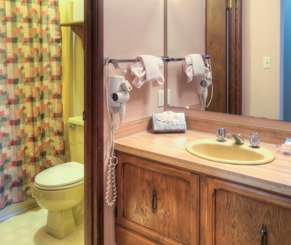 جناح بفراش فوتون وسرير كوين بإطلالة على البحر، Ocean Crest Resort 2/3