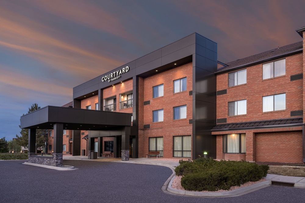 Courtyard by Marriott Boulder Broomfield 1/30