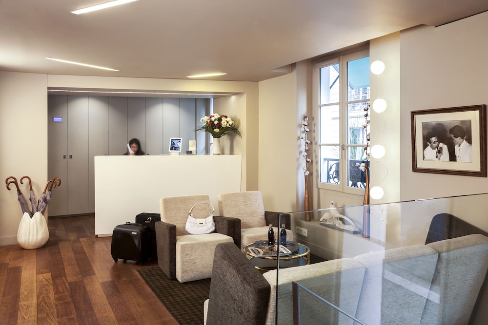 Hotel Mistral 35/54