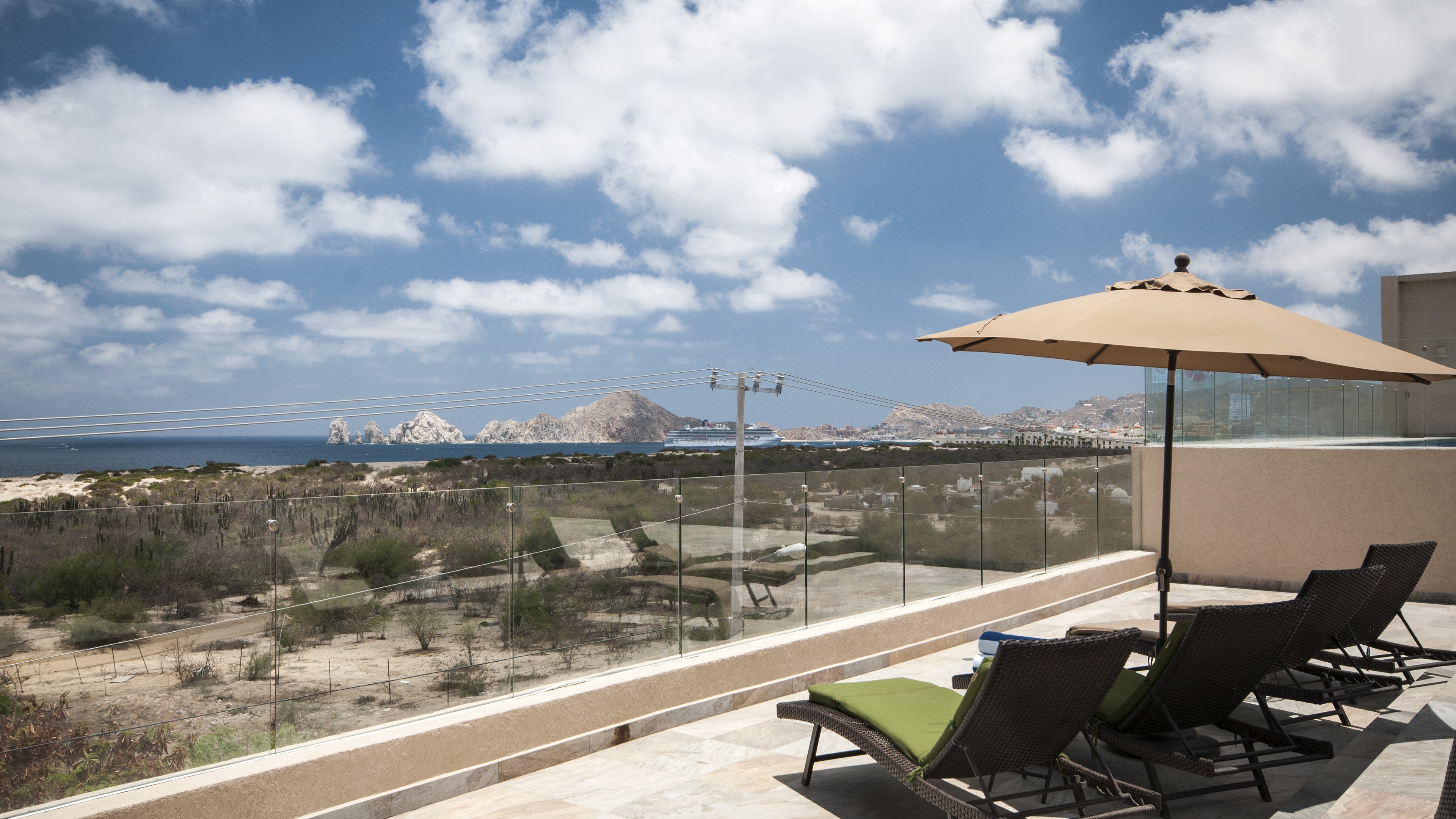 Holiday Inn Express Cabo San Lucas 67/71