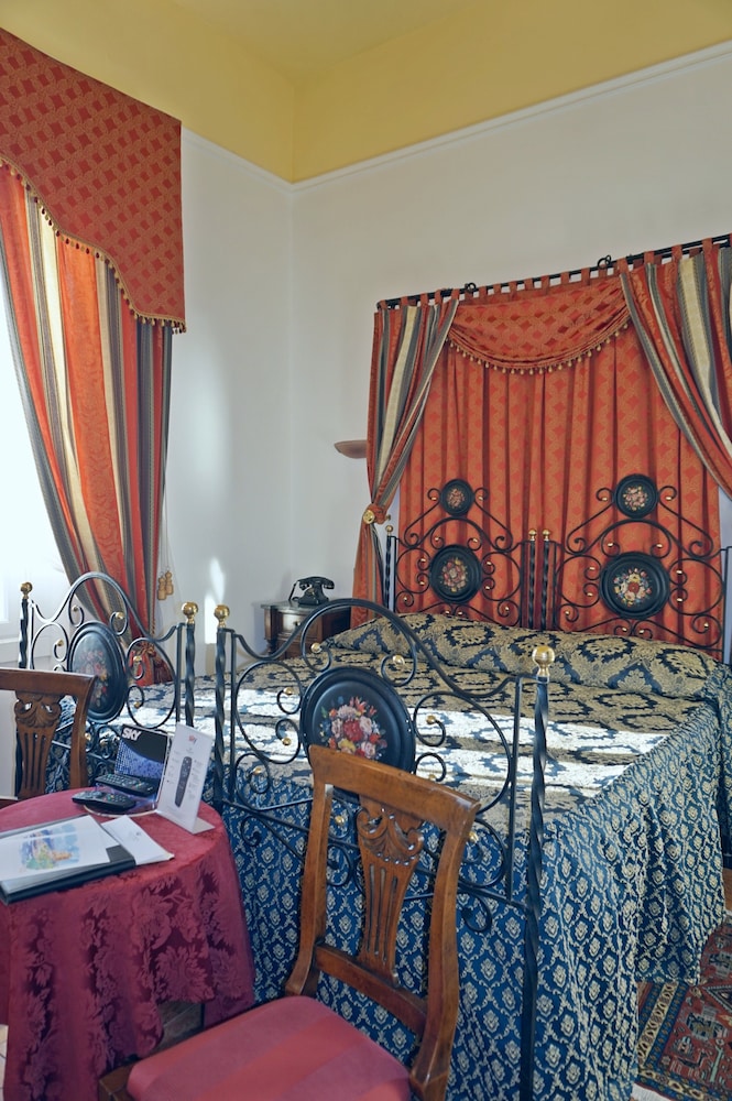 Villa Las Tronas 30/50