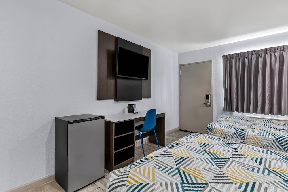 Motel6 Murfreesboro, TN 46/59