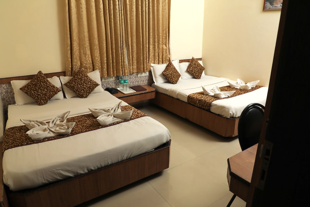 Hotel Sai Grand Castle Inn 10/38