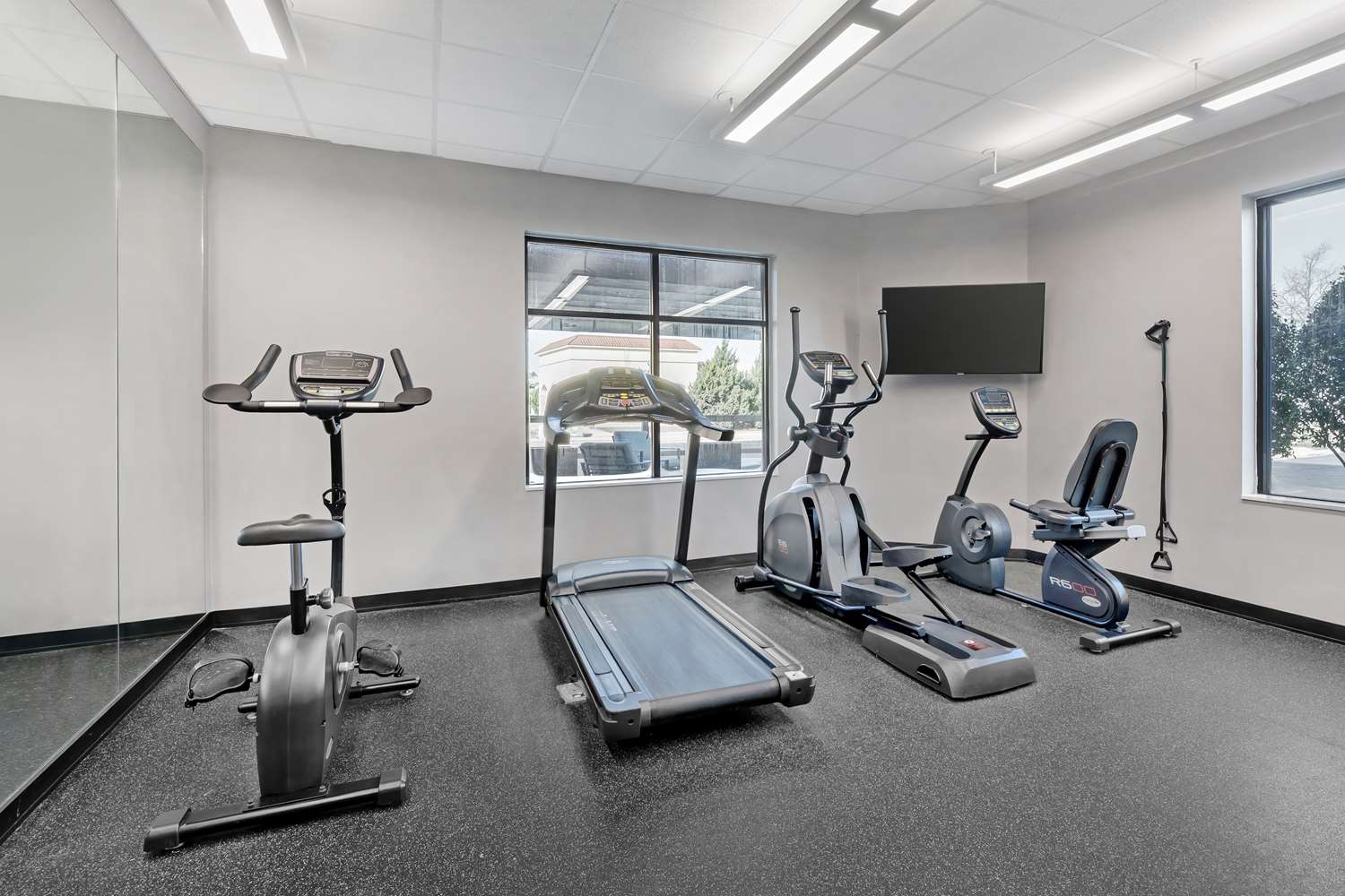 Best Western Plus Executive Residency Marion 24/42