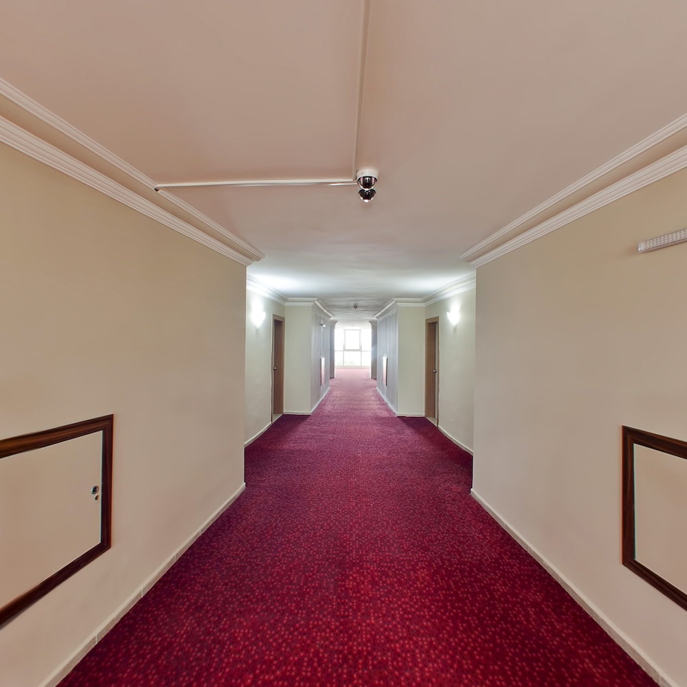 Lims Bona Dea Beach Hotel 28/67