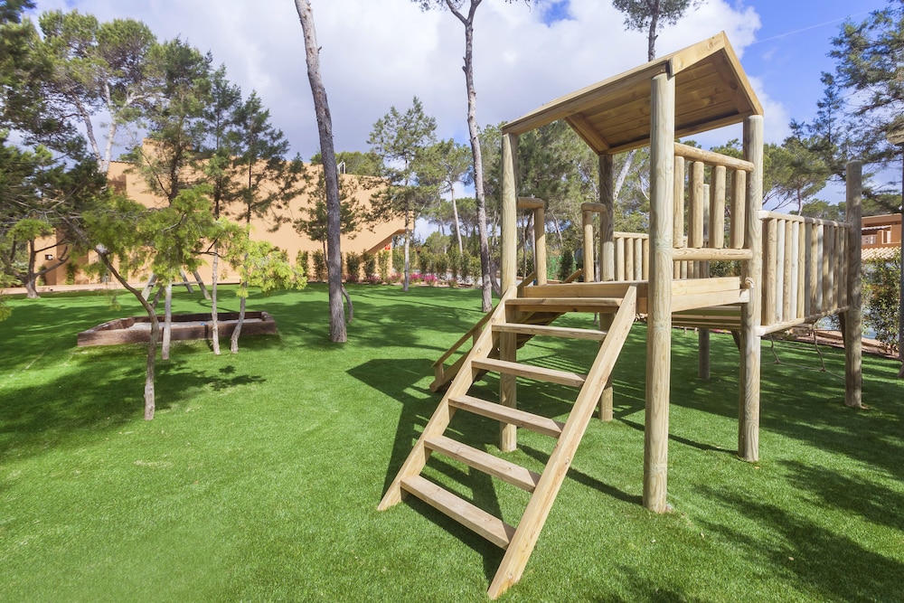 Apartamentos Ses Eufabietes 27/50