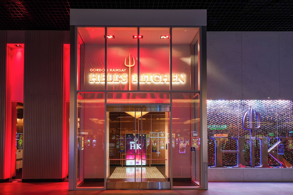Harrah's Resort Southern California - A Caesars Rewards Destination 4/50