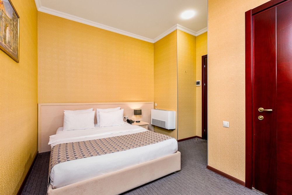 Hotel Sharden 30/75