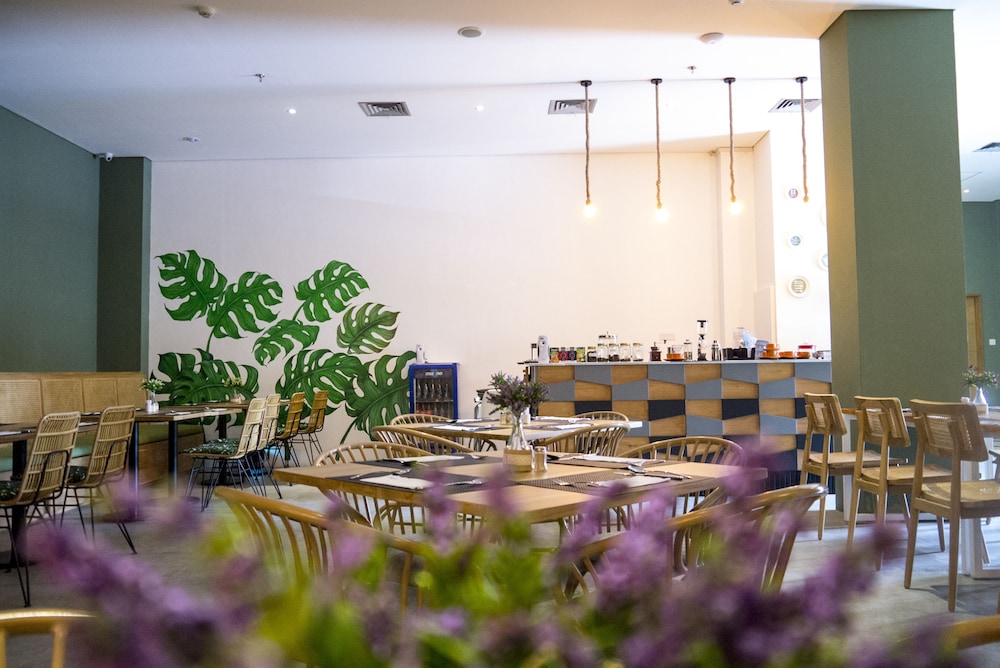 Radja Art And Boutique Hotel Semarang 46/66