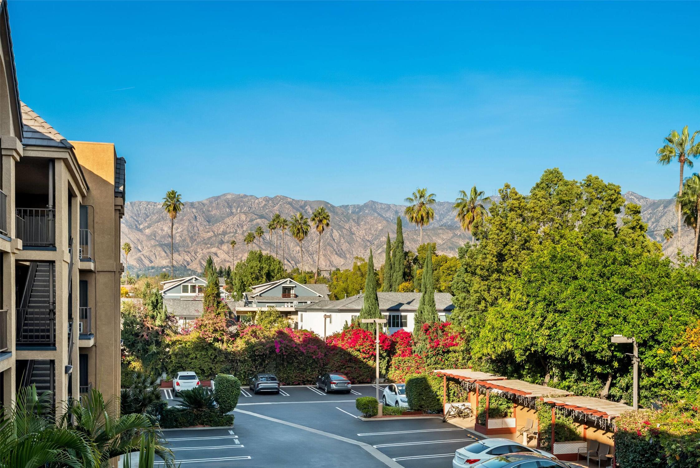 Howard Johnson by Wyndham Pasadena 45/52